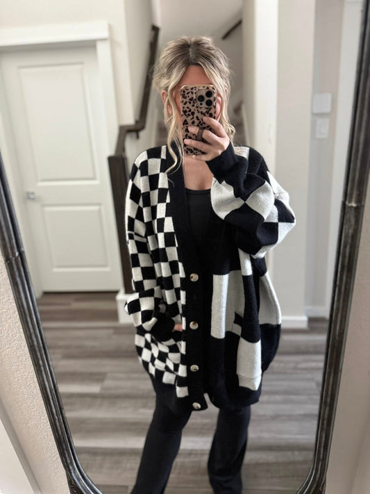 Check Mate Cardi