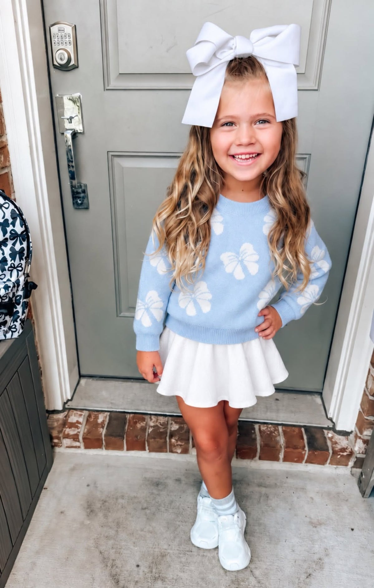 SWEETEST BOW SWEATER