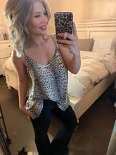 Snowed In Leopard Tank